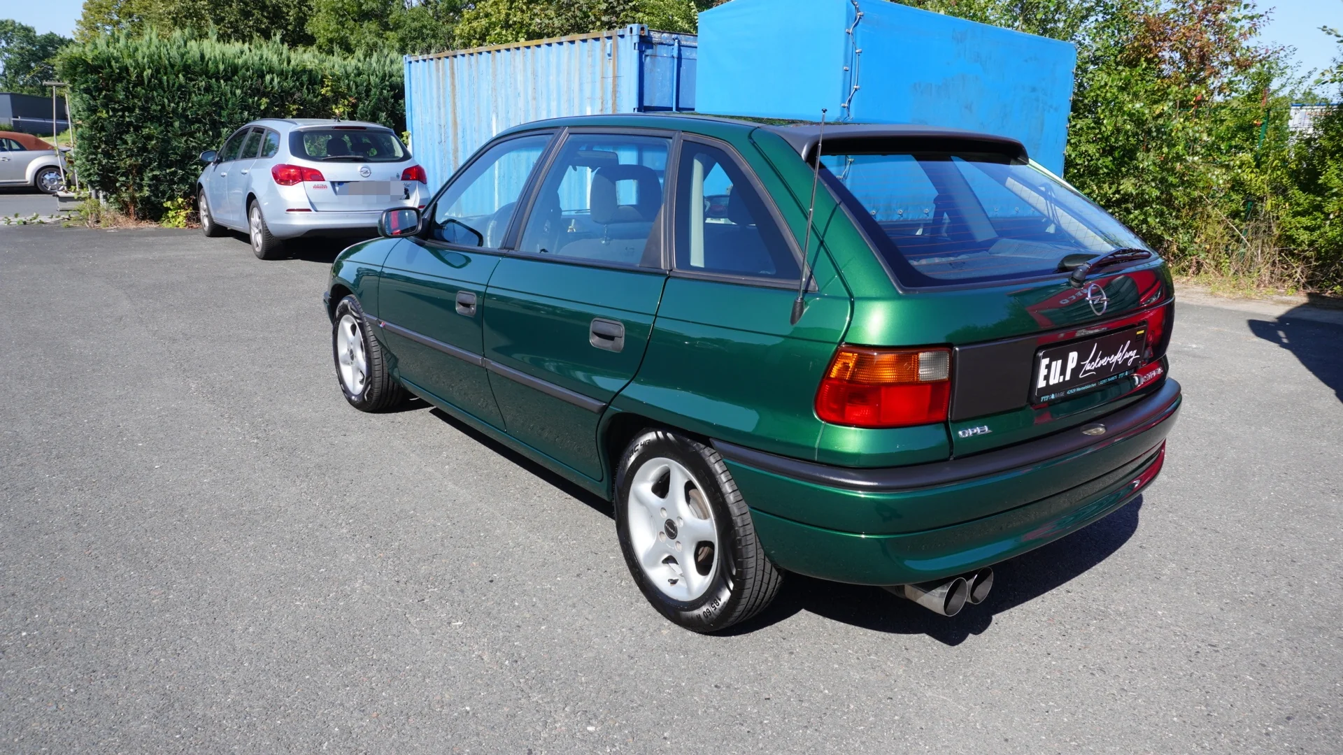 Grüner Opel · Youngtimer